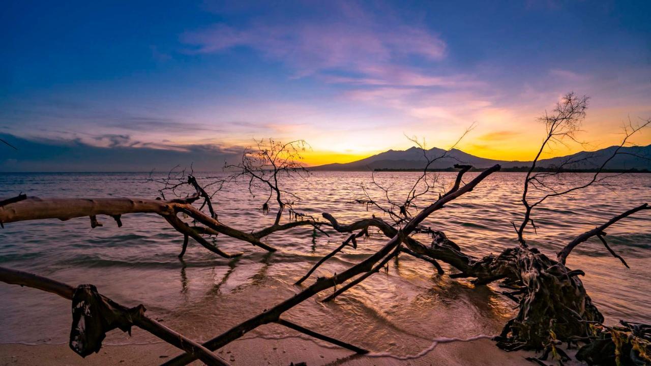 Pravasa Gili Resort By Kajane Gili Meno Bagian luar foto